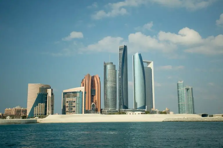 أهم 6 خدمات لدائرة التنمية الاقتصادية في أبو ظبي